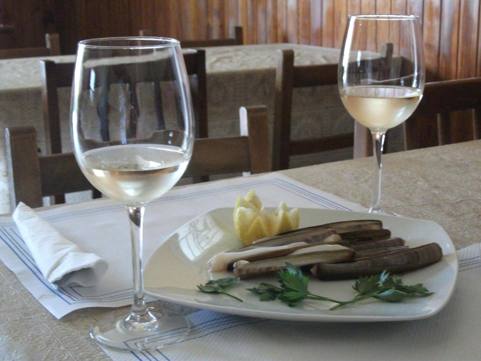 Hostal Nuevo Alonso Bembribe Luaran gambar